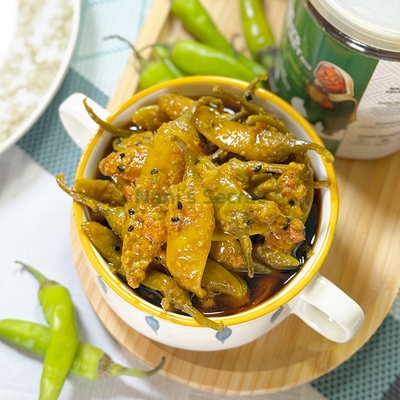 Hari Mirch Achar (Green Chilli Pickle)
